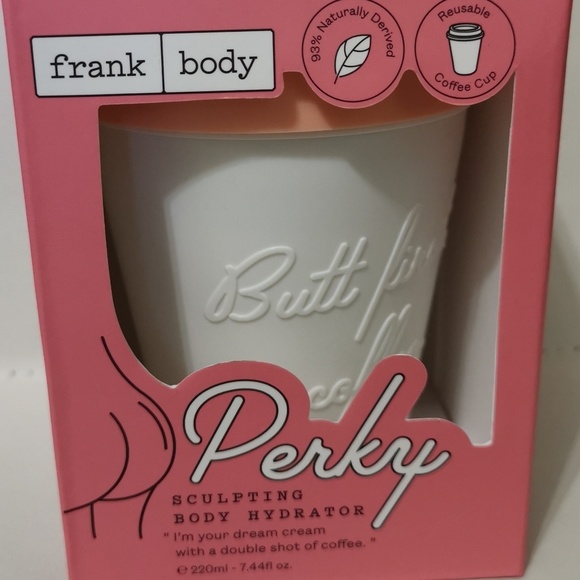 Perky sculpting body hydrator - Picture 3 of 5